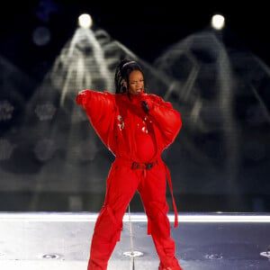 Rihanna sur scène à la mi-temps du Super Bowl 2023 à Glendale, le 12 février 2023. © Charles Baus/CSM via Zuma Press/Bestimage