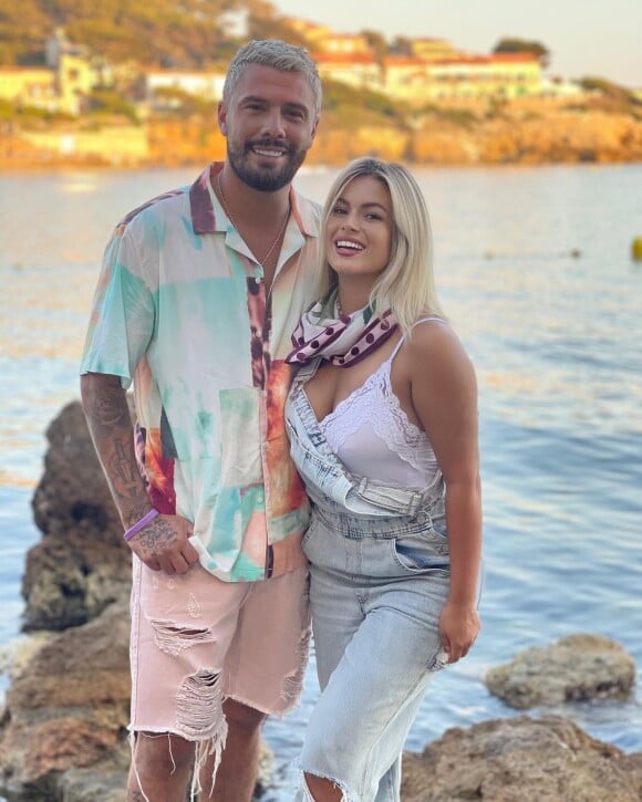 Kevin Guedj (déjà) en couple ? Il s'affiche tout sourire avec une mystérieuse jolie brune
Kevin Guedj sur Instagram