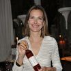 Carole Bouquet, comédienne et vigneronne : elle raconte son coin de paradis très isolé, où "il y a peu de choses"