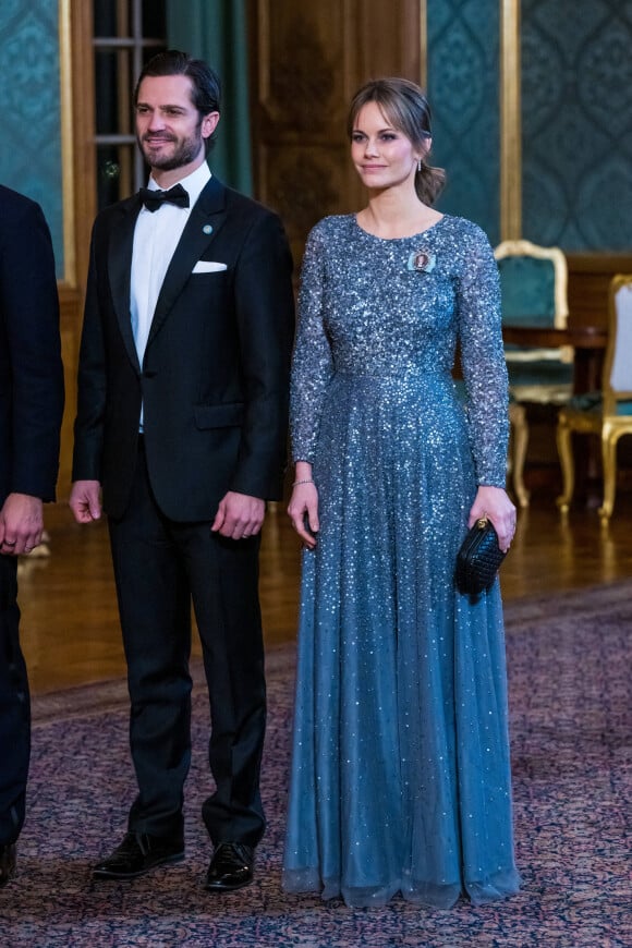 La princesse Sofia (Hellqvist) de Suède, Le prince Carl Philip de Suède, lors du dîner de gala annuel "Sverigemiddagen (dîner suédois)", suivi d'un concert dans la salle Rikssalen du palais royal à Stockholm, le 20 janvier 2023.