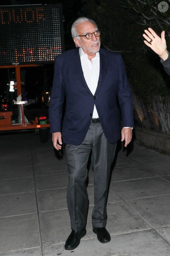 Nelson Peltz, père de Nicola Peltz à la sortie du restaurant "Matsuhisa" à Los Angeles, le 18 novembre 2022. 