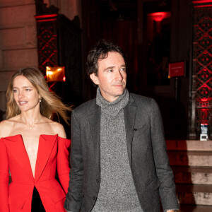 Antoine Arnault et sa femme Natalia Vodianova - Présentation de la collection Christian Louboutin, "The Loubi Show", à l'Opéra Comique à Paris. Le 2 mars 2023. © T.Da Silva-Pierre Perusseau / Bestimage