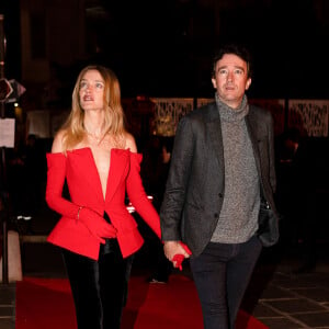 Le 2 mars 2023, Christian Louboutin a présenté sa collection femme prêt-à-porter automne-hiver 2023-2024.
Antoine Arnault et sa femme Natalia Vodianova - Présentation de la collection Christian Louboutin, "The Loubi Show", à l'Opéra Comique à Paris. Le 2 mars 2023. © T.Da Silva-Pierre Perusseau / Bestimage