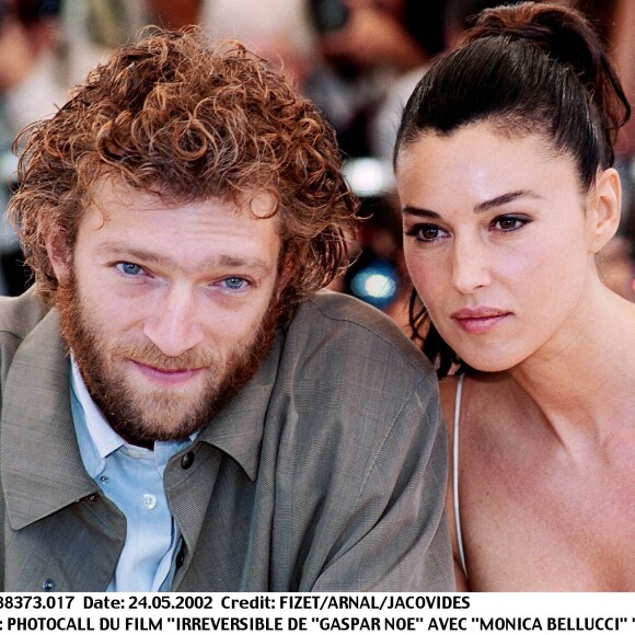 Vincent Cassel et Tina Kunakey à la projection du film Irreversible au festival de Cannes en 2002.
