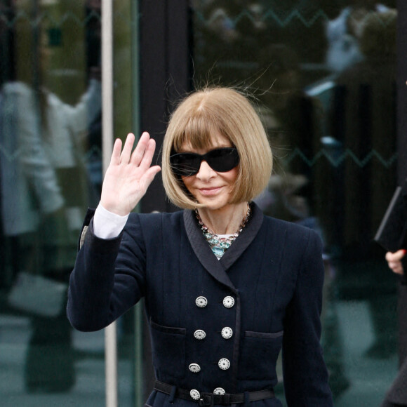 Anna Wintour - Sortie du défilé de mode prêt-à-porter automne-hiver 2023-2024 "Chanel" lors de la Fashion Week de Paris. Le 7 mars 2023. © Christophe Clovis-Veeren / Bestimage