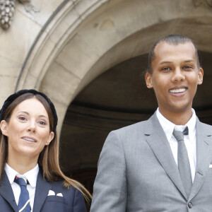 Le chanteur Stromae (Paul van Haver) et sa femme Coralie Barbier - Arrivées au défilé Thom Browne Collection Femme Prêt-à-porter Printemps/Eté 2023 lors de la Fashion Week de Paris (PFW), France, le 3 octobre 2022. © Denis Guignebourg/Bestimage