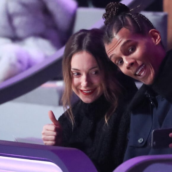 Info - Sortie le 4 mars de "Multitude" nouvel album de Stromae - Stromae (nouvelle coupe de cheveux) et sa femme Coralie Barbier au défilé "Victoria's Secret Paris 2016" au Grand Palais à Paris, le 30 novembre 2016. © Cyril Moreau/Bestimage