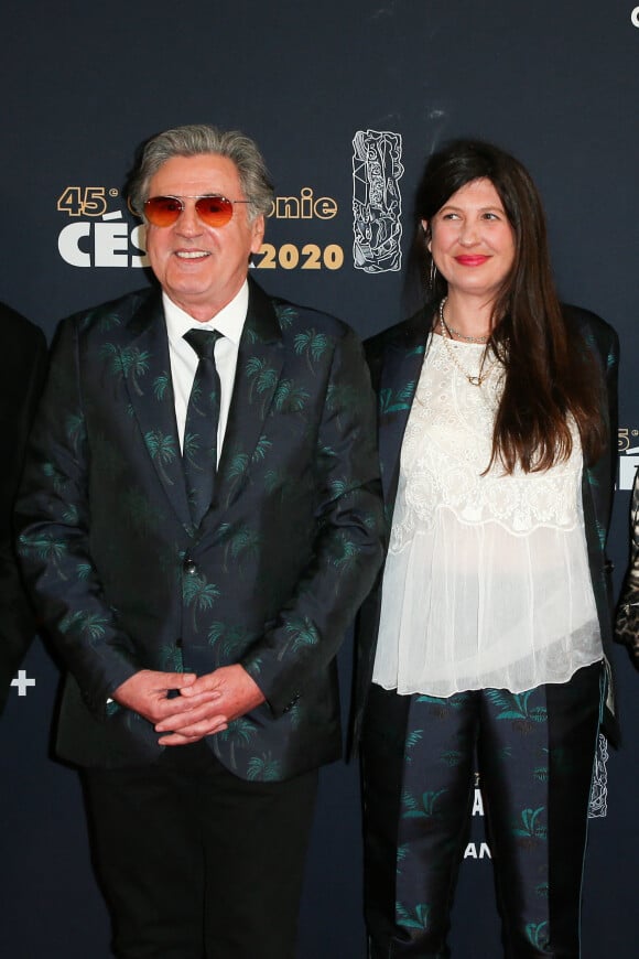 "J'ai tout de suite su que c'était elle" : Daniel Auteuil raconte sa surprenante rencontre avec sa femme Aude
Daniel Auteuil et sa femme Aude Ambroggi lors du photocall lors de la 45ème cérémonie des César à la salle Pleyel à Paris © Dominique Jacovides / Olivier Borde / Bestimage 