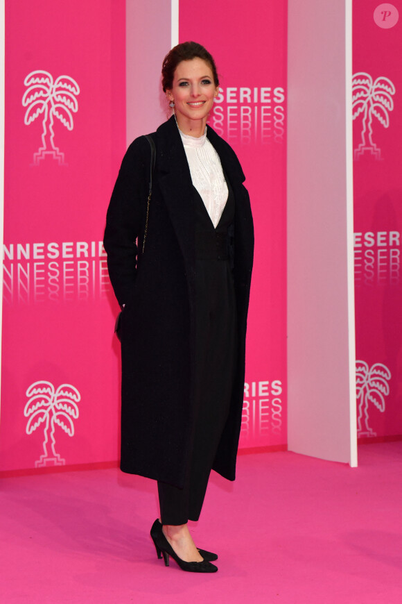 Elodie Varlet au photocall du deuxième jour de la 2ème édition du "Canneseries" au palais des Festivals à Cannes, France, le 6 avril 2019. © Bruno Bébert/Bestimage 