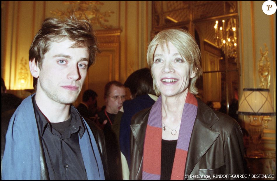 Thomas Dutronc Et Sa Mère Françoise Hardy En 2001 - Purepeople