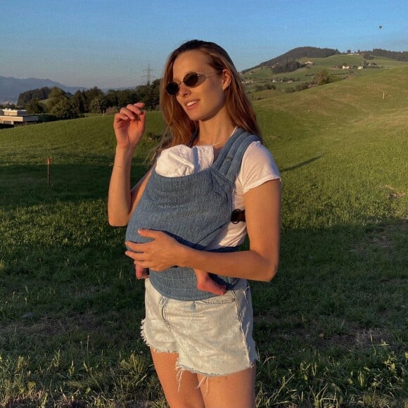 Ilona Smet et son premier bébé. Instagram.