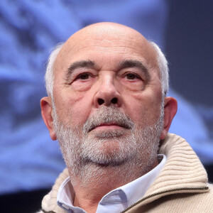 Gérard Jugnot est inarrêtable.
Gérard Jugnot lors de la cérémonie d'ouverture du 26ème festival international du film de comédie de l'Alpe d'Huez. © Dominique Jacovides / Bestimage