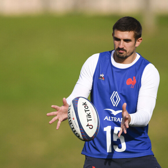La femme de Thomas Ramos et Laëtitia Milot souffrent toutes les deux d'endométriose, une maladie qui touche 1 femme sur 10
 
Thomas Ramos - Entraînement de l'équipe du XV de France de rugby à Marcoussis, le 2 novembre 2022. © JB Autissier / Panoramic / Bestimage