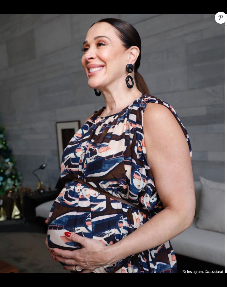 Claudia Raya enceinte de son fils Luca