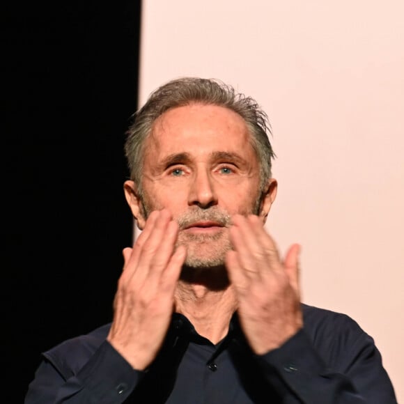 Exclusif - Thierry Lhermitte - Générale de la pièce "Fleurs de Soleil" au théâtre Antoine à Paris le 27 février 2020. © Coadic Guirec/Bestimage 