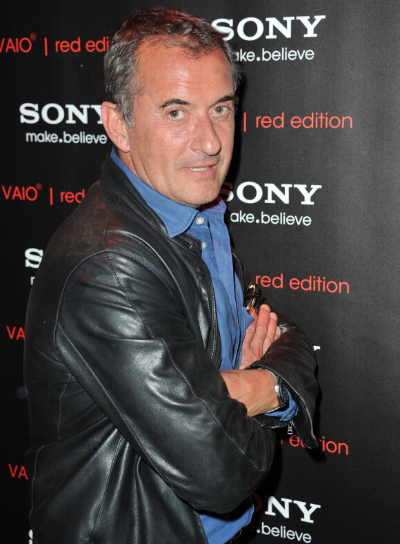Christophe Dechavanne - Soiree Sony Style a la boutique Sony (39 avenue George V) a Paris le 2 juillet 2013. Sony lance une serie limitee de prestige VAIO®