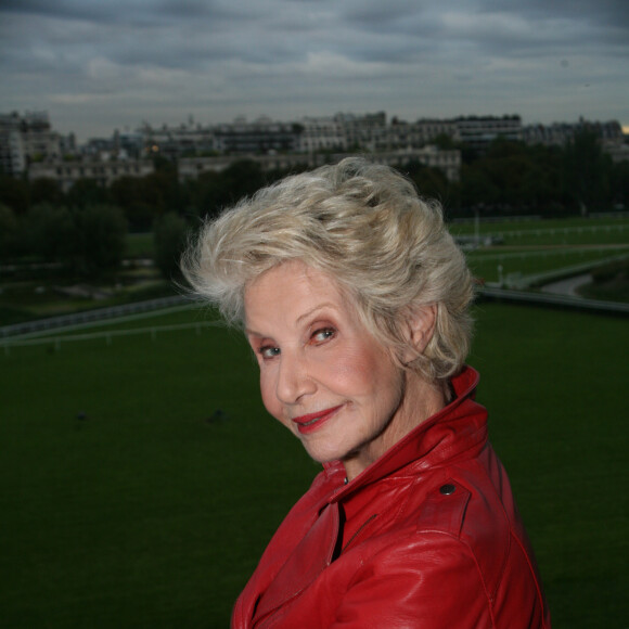 Exclusif - Danièle Gilbert - Soirée pour la remise du prix "Cep d'Or" à l'hippodrome d'Auteuil organisée par D. Zienkiewicz (directeur général de Exult World Wines) à Paris le 12 Septembre 2019. © JLPPA / Bestimage