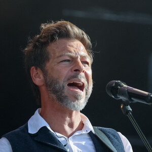 Christophe Mae - Les concerts de la fête de l'humanité 2022 sur la Base 217 du Plessis-Pâté, Brétigny sur Orge le 11 septembre 2022.  Artists perform during Fete de l'Humanite 2022 on september 11th 2022 