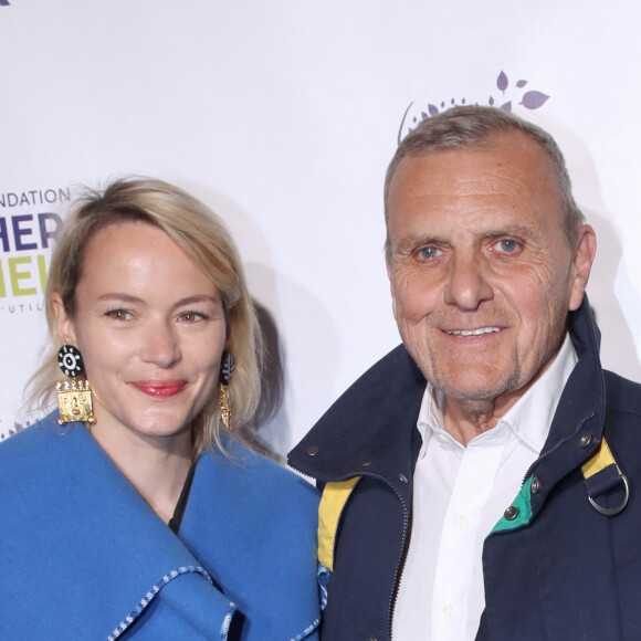 Jean-Charles de Castelbajac (il a dessiné le programme) et sa femme Pauline de Drouas - Photocall du 16ème Gala de la Fondation " Recherche Alzheimer " à l'Olympia à Paris. Le 20 mars 2023 © Bertrand Rindoff Petroff / Bestimage