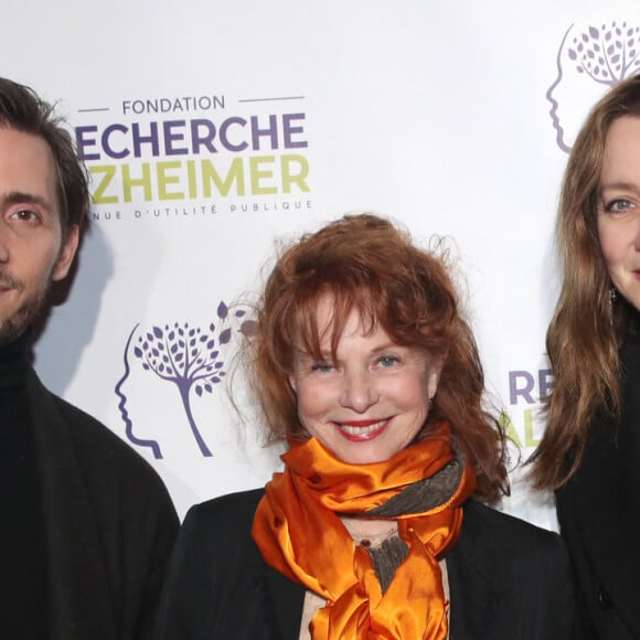 Maxime Thomas (Danseur), Agathe Natanson et Agnès Letestu (Danseuse Etoile) - Photocall du 16ème Gala de la Fondation " Recherche Alzheimer " à l'Olympia à Paris. Le 20 mars 2023 © Bertrand Rindoff Petroff / Bestimage