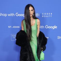 Lors de cette soirée Demi Moore est apparue dans une sublime robe verte à cocktail. 
Demi Moore lors de la soirée Fashion Trust US Awards aux Goya Studios à Los Angeles le 21 mars 2023. 
