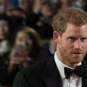 Le prince Harry à la première de Star Wars, épisode VIII : Les Derniers Jedi au Royal Albert Hall à Londres, le 12 décembre 2017 