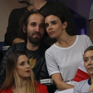 Elodie Bouchez et son mari Thomas Bangalter (groupe Daft Punk) dans les tribunes du stade de France lors du match de ligue des nations opposant la France à l'Allemagne à Saint-Denis, Seine Saint-Denis, France, le 16 octobre 2018. La France a gagné 2-1.
