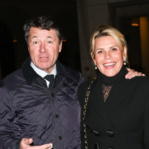 Exclusif - Christian Estrosi avec sa femme Laura Tenoudji-Estrosi - Cérémonie de remise du prix Raymond Devos au théâtre Edouard VII à Paris cadre de la 28ème édition de la semaine de la Langue Française et de la Francophonie le 20 mars 2023. Le théâtre a rendu hommage à R. Devos avec le spectacle "Il a de la côte Devos!" mis en scène par D. Benoin. A. Lutz et M. Robin héritiers de l'artiste, salués pour leur maitrise de la langue et leur manière de jouer, ont reçus leurs prix. © Coadic Guirec - Cyril Bruneau / Bestimage 