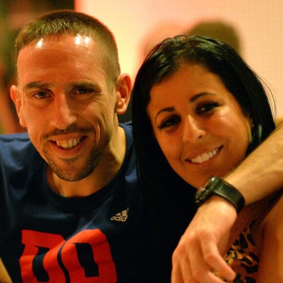 Hiziya Ribéry se montre sous son plus beau jour
 
Franck Ribéry et sa femme Wahiba lors d'un dîner pour célébrer la victoire du Bayeern Munich contre le Borussia Dortmund en Coupe. Photo by Action Press/ABACAPRESS.COM