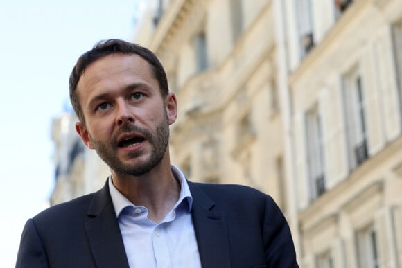 La maire de Paris, Anne Hidalgo, candidate du parti socialiste, à sa réélection et David Belliard, Europe Ecologie-Les Verts, donnent une conférence de presse pour le second tour des élections municipales pendant l'épidémie de Coronavirus Covid-19 , Paris, France, le 2 juin 2020. © Stéphane Lemouton / Bestimage