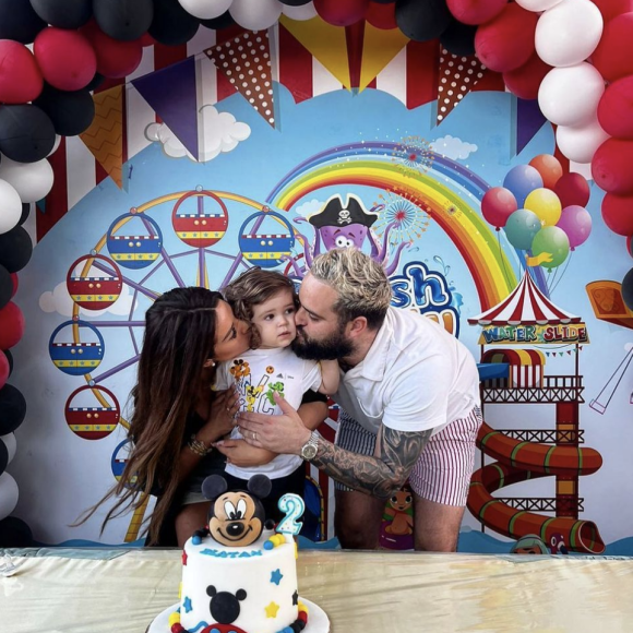 Après plusieurs jours passés avec son papa, le petit garçon va retrouver sa maman Laura Lempika à Dubaï. Un déchirement pour Nikola.
Nikola Lozina et son ex-femme Laura Lempika sont les parents du jeune Zlatan, âgé de 2 ans - Instagram