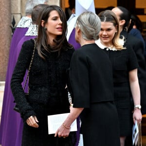 Charlotte Casiraghi, la princesse Caroline de Hanovre et Camille Gottlieb - Sortie de la messe en mémoire du prince Rainier III en la cathédrale de Monaco, le 5 avril 2023. © Bruno Bebert / Bestimage