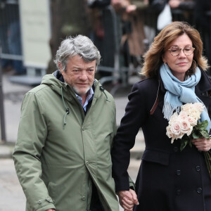 Jean-Louis Borloo et sa femme Béatrice Schönberg - Arrivées aux obsèques de France Gall au cimetière de Montmartre à Paris le 12 janvier 2018.
