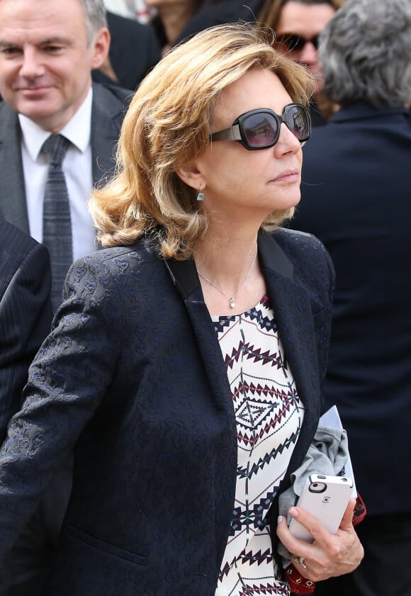 Béatrice Schönberg - Sorties des obsèques de Patrice Dominguez en la basilique Sainte Clotilde à Paris. Le 16 avril 2015