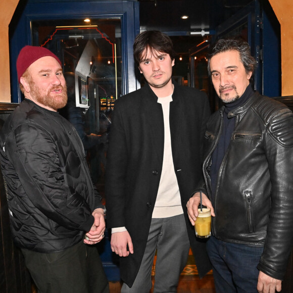 Michaël Abiteboul, Alain-Fabien Delon et guest lors de l'avant-première du film "Jours sauvages" au cinéma Max Linder à Paris le 3 avril 2023. © Tony Fitoussi / Bestimage