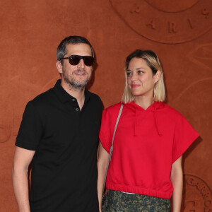 Guillaume Canet et Marion Cotillard au village lors des internationaux de tennis de Roland Garros à Paris, le 10 juin 2018. © Moreau-Jacovides/Bestimage