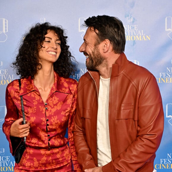 "J'ai vu son cercueil partir sur Viva España ! J'étais choqué, c'était totalement inapproprié de voir cet homme admirable partir sur cette musique de fête ridicule !" raconte-t-il
Samuel Le Bihan et son ex fiancée Stefania Cristian - 4e édition du festival Cinéroman à Nice au cinéma Pathé Gare du Sud le 6 octobre 2022. © Bruno Bebert / Bestimage