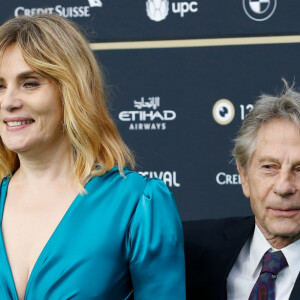 "Qu'est-ce que tu es belle ma Morguy", écrit cette dernière.
Roman Polanski et sa femme Emmanuelle Seigner - Avant-première du film "Based on a True Story" lors du festival du film de Zurich, le 2 octobre 2017.