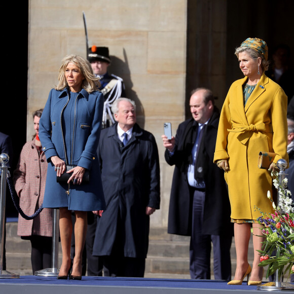 Le couple a été accueilli au palais royal par le Roi Willem-Alexander et la Reine Máxima ainsi que les honneurs militaires
Accueil officiel du Président Emmanuel Macron et de Brigitte Macron par le Roi Willem-Alexander et la Reine Máxima des Pays-Bas au palais royal à Amsterdam le 11 avril 2023. © Dominique Jacovides / Bestimage 