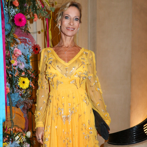 Rebecca Hampton - 28ème Gala de l'Espoir au profit de la Ligue contre le cancer au théâtre des Champs-Elysées à Paris le 29 Novembre 2022. © Christophe Guillarmé via Bestimage