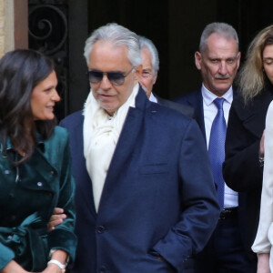 S'ils avaient fait le déplacement, c'est parce qu'ils avaient été invités par la Fondation Andrea Bocelli.
Le prince Albert II de Monaco et la princesse Charlène de Monaco à la sortie de Fondation Andrea Bocelli au Palazzo Gondi à Florence, le 12 avril 2023.