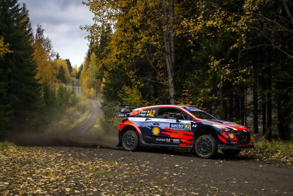 Craig Breen et Paul Nagle - Hyundai Shell Mobis World Rally Team, Hyundai i20 Coupé WRC, lors du rallye WRC de Finlande, le 2 octobre 2021. © Nikos Katikis/Panoramic/Bestimage