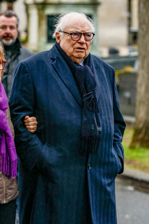 L'avocat Henri Leclerc - Sorties des obsèques de l'avocat Hervé Temime au cimetière du Montparnasse à Paris, France, le 14 avril 2023. © Clovis-Jacovides/Bestimage