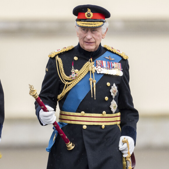 Le roi Charles III d'Angleterre assiste à la 200ème édition de la Sovereign's Parade (Parade du souverain) à l'académie militaire royale Sandhurst à Camberley, le 14 avril 2023. 