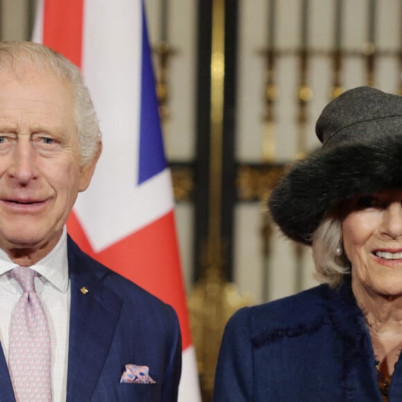 Le roi Charles III d'Angleterre et Camilla Parker Bowles, reine consort d'Angleterre, reçus à la mairie de Hambourg, au dernier jour de leur visite officielle en Allemagne, le 31 mars 2023. Le couple royal était accompagné du président allemand Frank-Walter Steinmeier, sa femme Elke Büdenbender et le maire de la ville, Peter Tschentscher. Après l'annulation de leur visite en France, en raison des manifestation contre la réforme des retraites, le roi Charles et la reine consort sont en voyage officiel en Allemagne jusqu'au 31 mars 2023. 