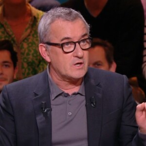 Christophe Dechavanne dans "Quelle époque !", sur France 2, le 15 avril 2023.