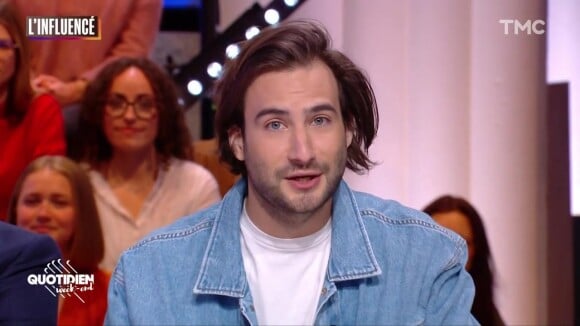 Le chroniqueur Nicolas Fresco sur le plateau de Quotidien.