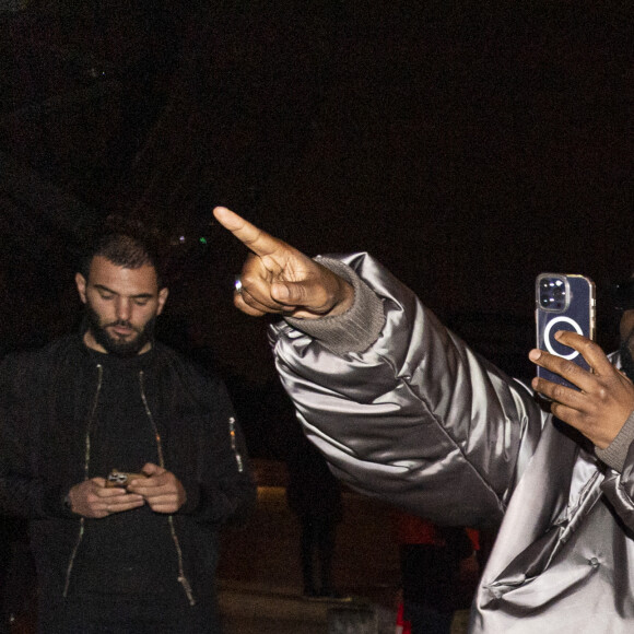 Exclusif - Gims - Les célébrités au concert de Jay Z à la fondation Louis Vuitton à Paris, France, le 14 avril 2023. © Da Silva-Perusseau/Bestimage 