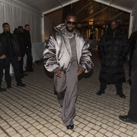 Exclusif - Gims - Les célébrités au concert de Jay Z à la fondation Louis Vuitton à Paris, France, le 14 avril 2023. © Da Silva-Perusseau/Bestimage 