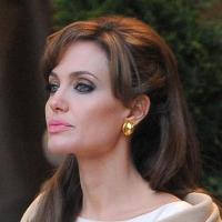 Angelina Jolie : Son père Jon Voight dit tout sur leurs retrouvailles... après tant d'années !